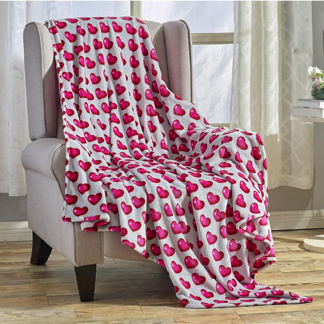 Valentine's Day Heart-Themed Throw Blanket – Ultra Plush, Soft, Cozy, and Luxurious Fleece, 50" x 60"
