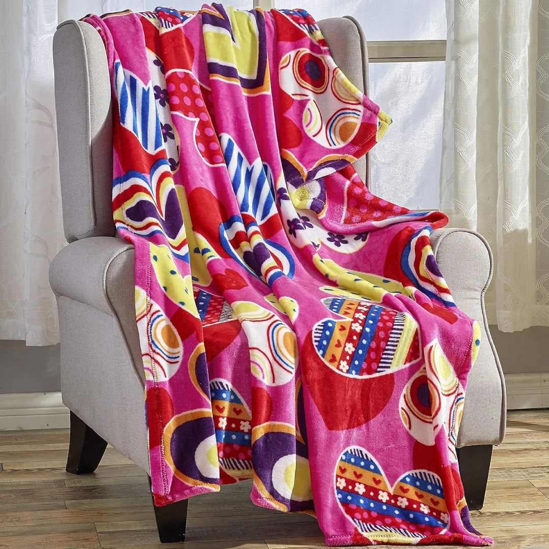 Valentine's Day Heart-Themed Throw Blanket – Ultra Plush, Soft, Cozy, and Luxurious Fleece, 50" x 60"