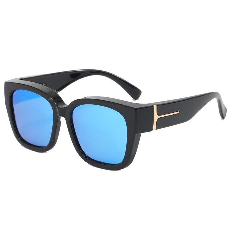 Women’s Polarized Square Sunglasses – Lightweight UV400 Shades for Driving, Beach & Travel