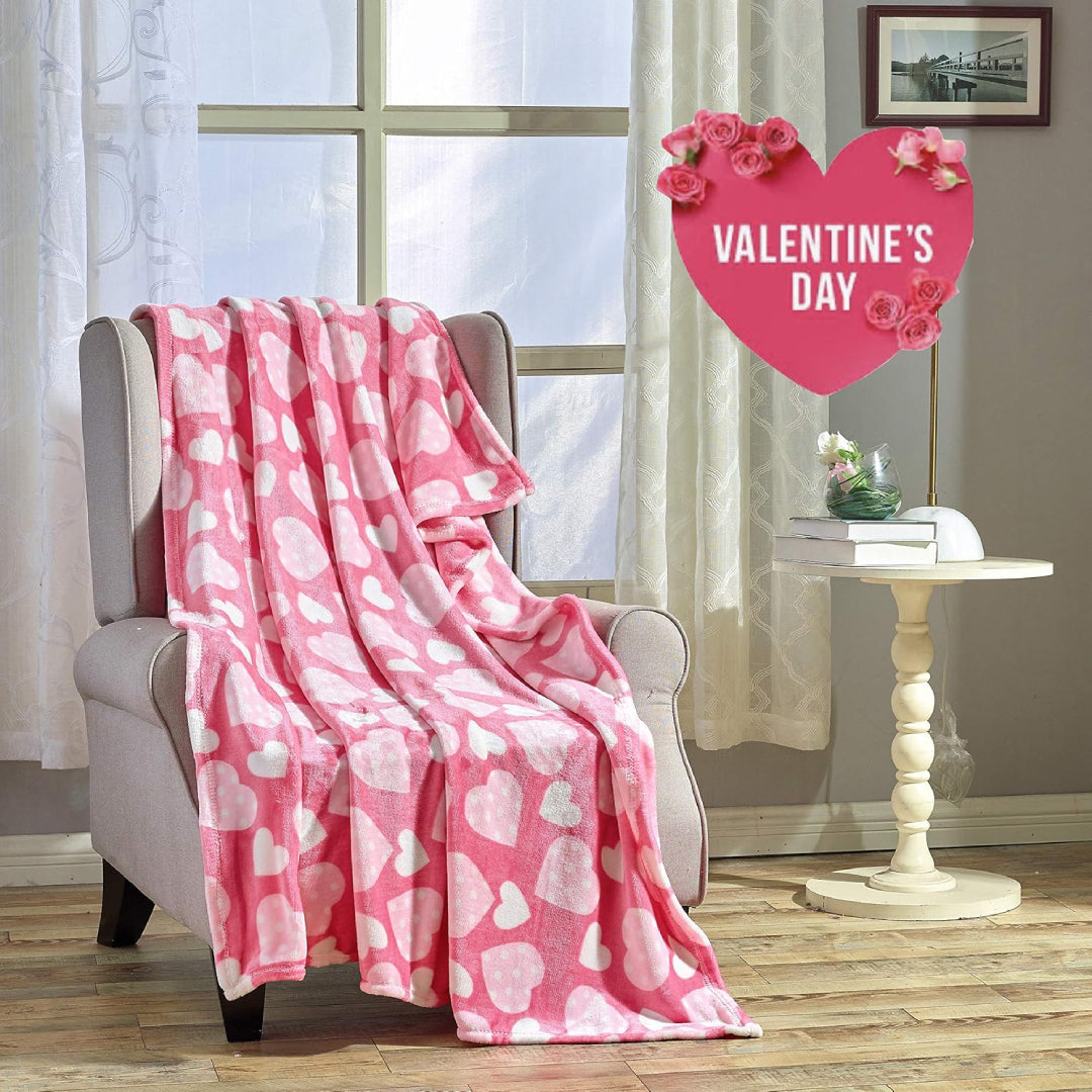 Valentine's Day Heart-Themed Throw Blanket – Ultra Plush, Soft, Cozy, and Luxurious Fleece, 50" x 60"