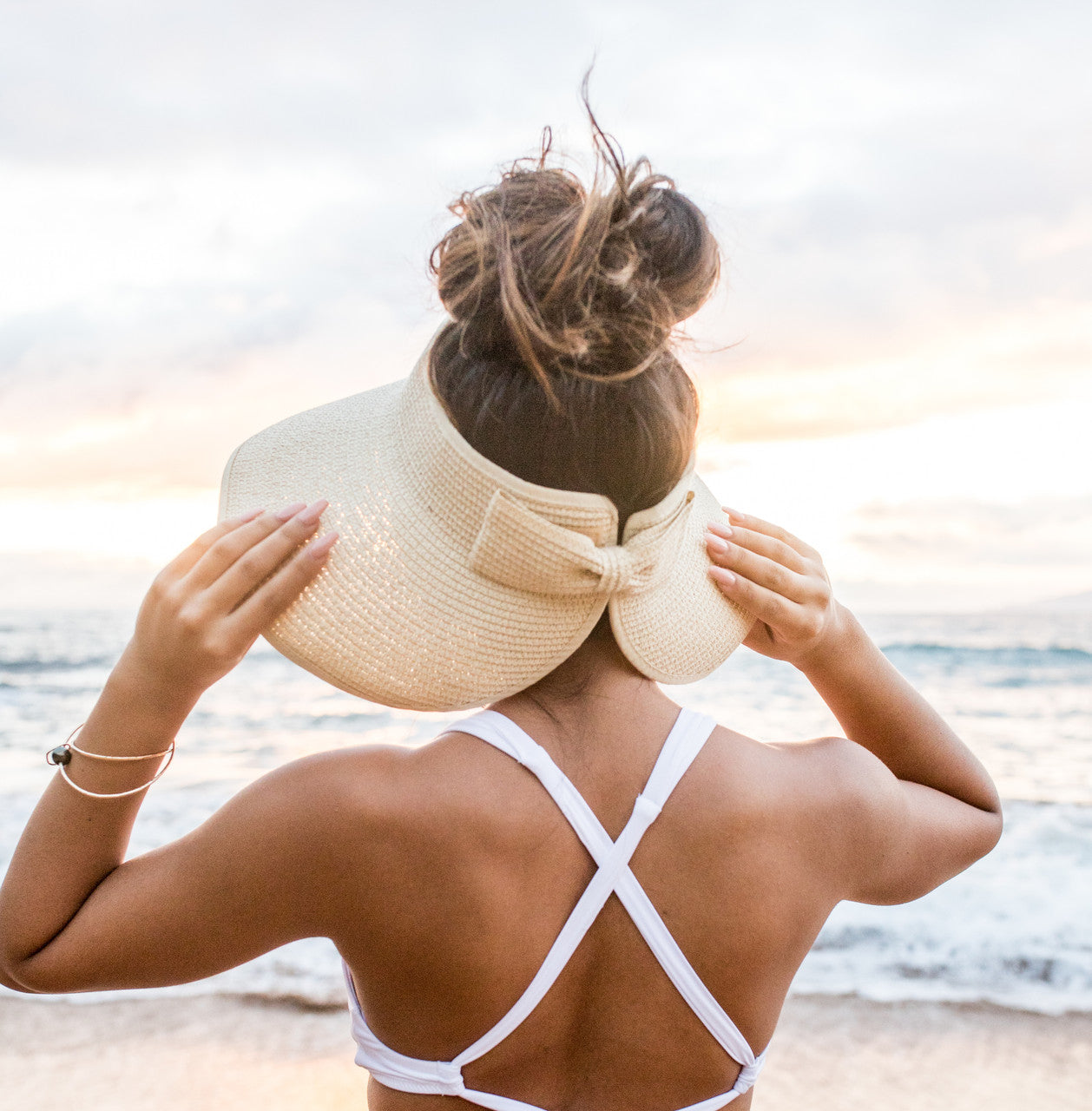 Foldable Wide Brim Bow Visor