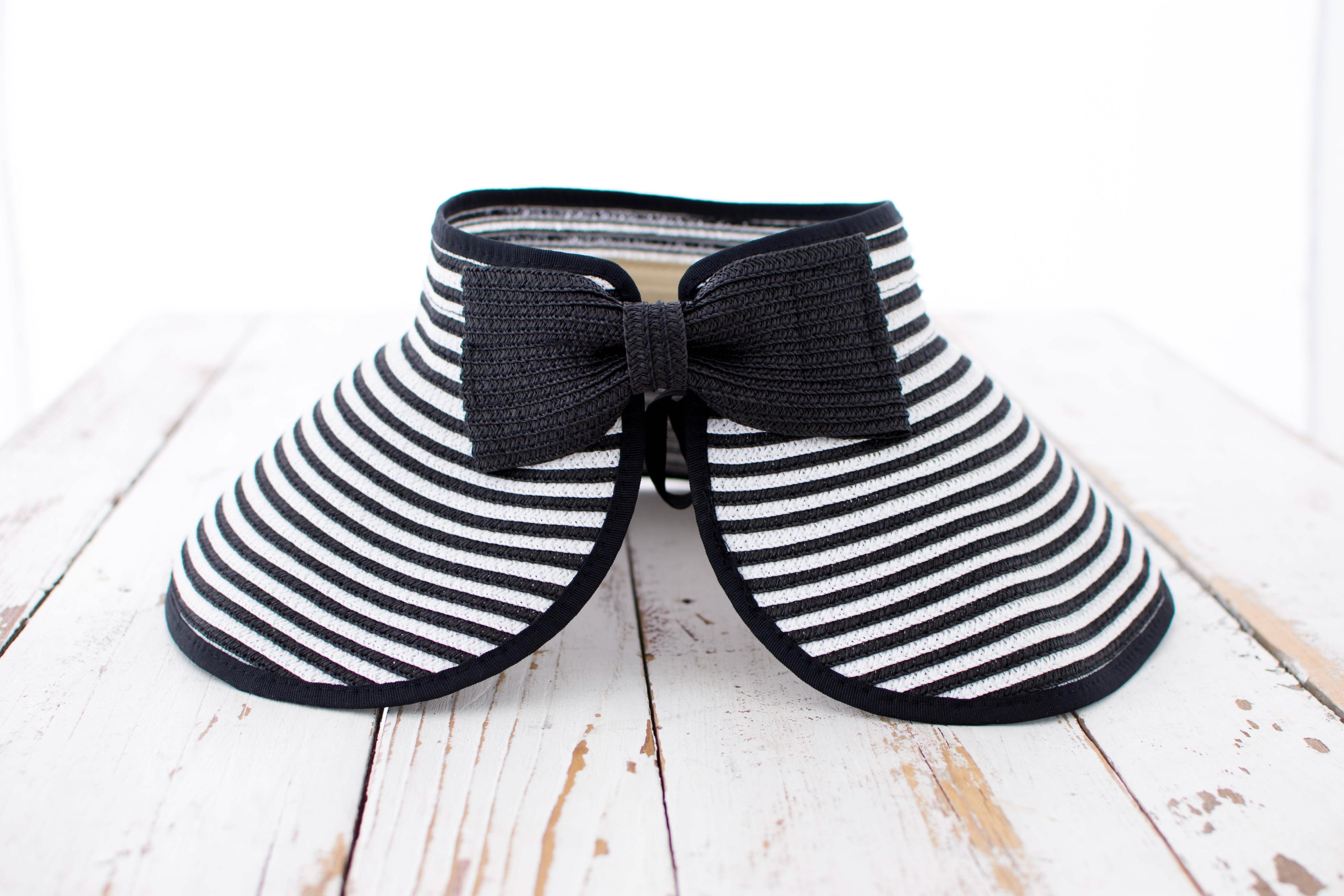 Foldable Bow Stripe Visor