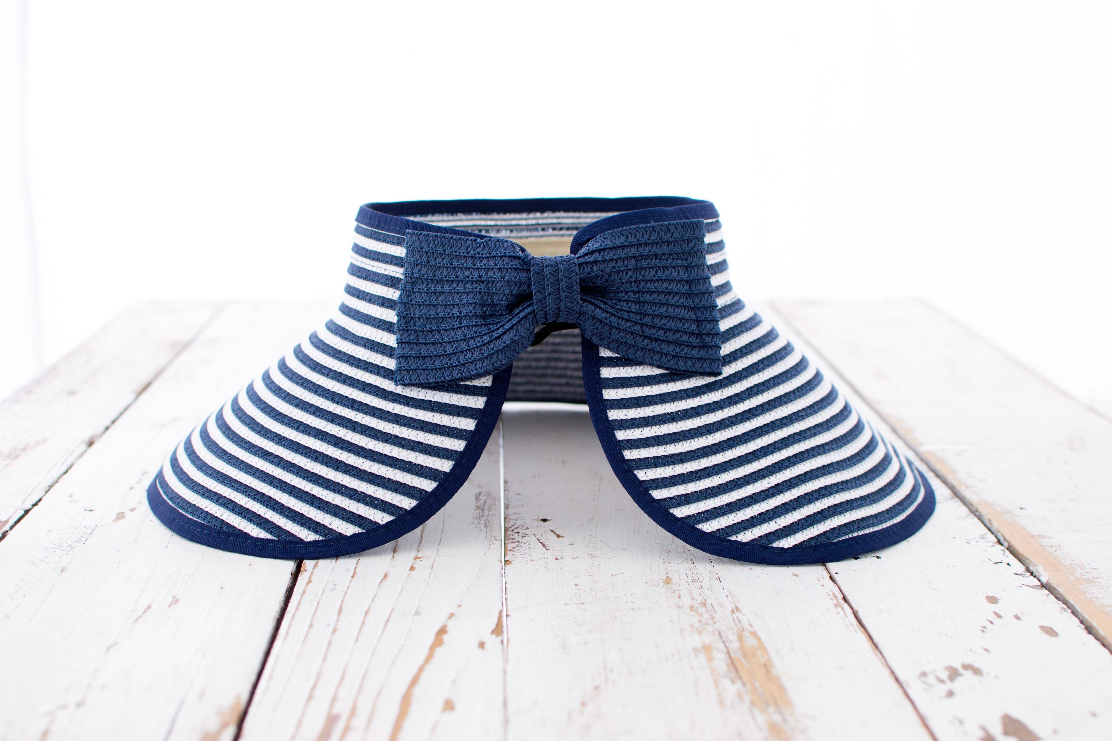 Foldable Bow Stripe Visor