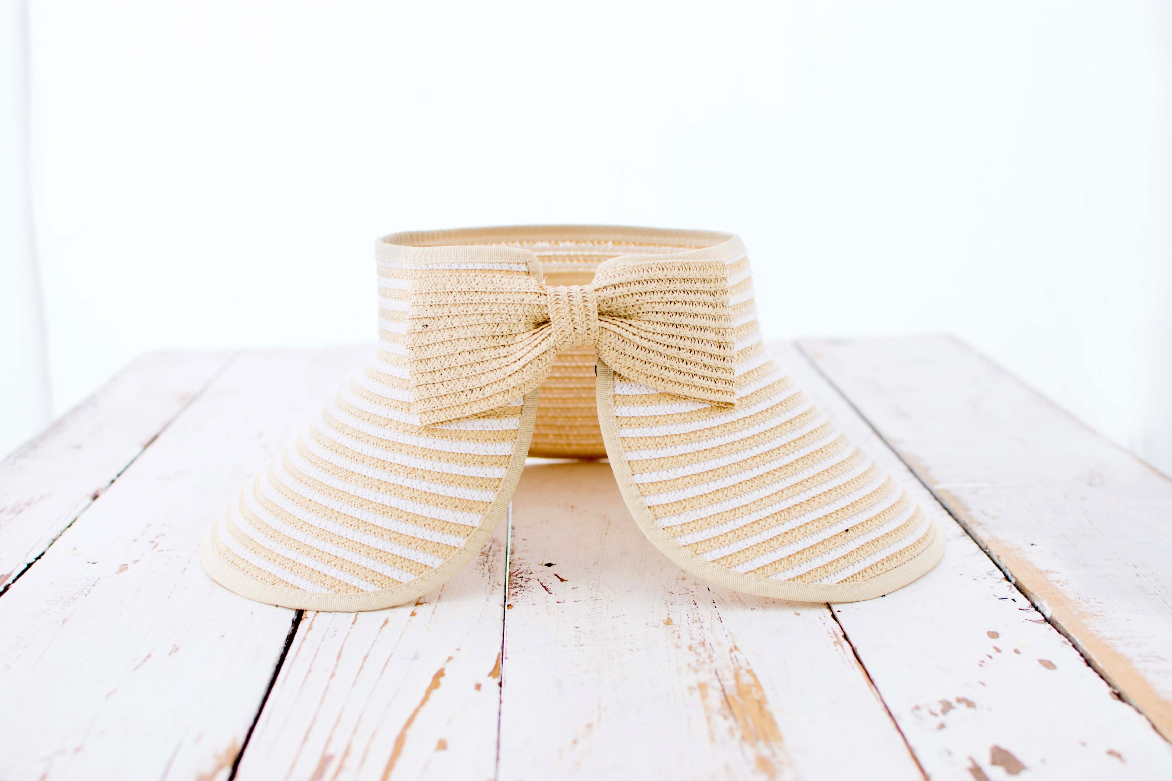 Foldable Bow Stripe Visor