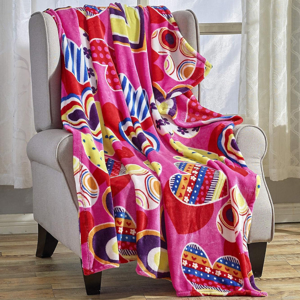 Valentine's Day Heart-Themed Throw Blanket – Ultra Plush, Soft, Cozy, and Luxurious Fleece, 50" x 60"