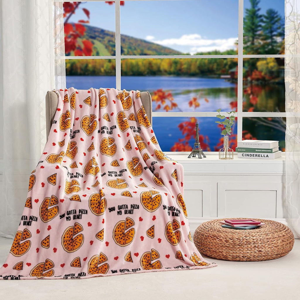 Valentine's Day Heart-Themed Throw Blanket – Ultra Plush, Soft, Cozy, and Luxurious Fleece, 50" x 60"