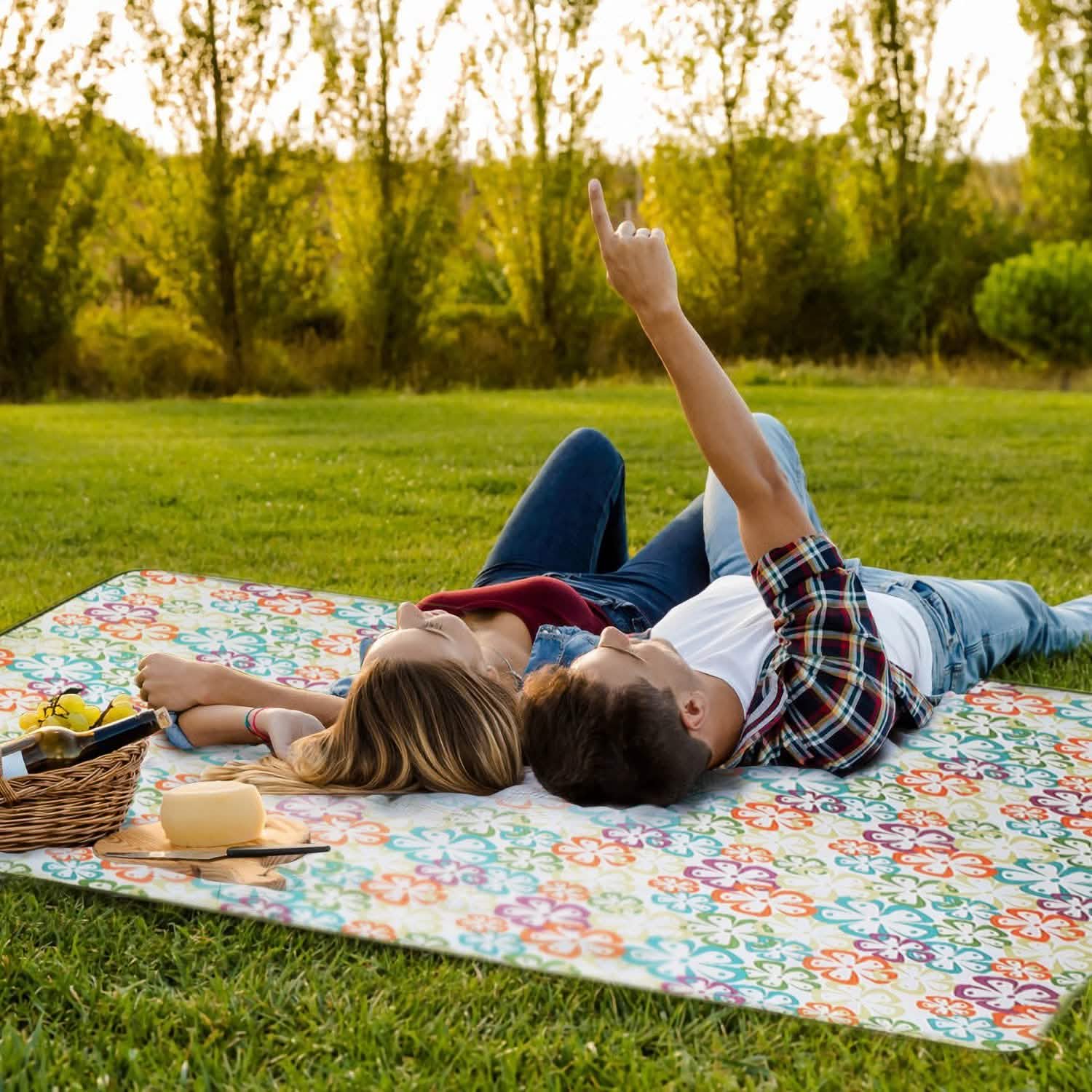 60" x 78" Foldable Waterproof Picnic Blanket with Strap