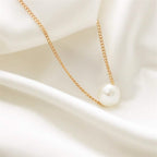 Women’s Minimalist White Pearl Beaded Necklace – Elegant Statement Chain