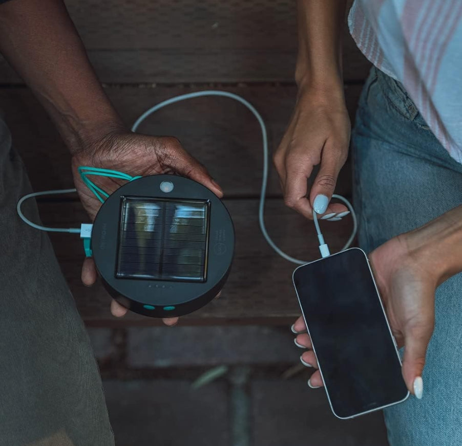 Hakol Luci Solar String Lights + Phone Charger