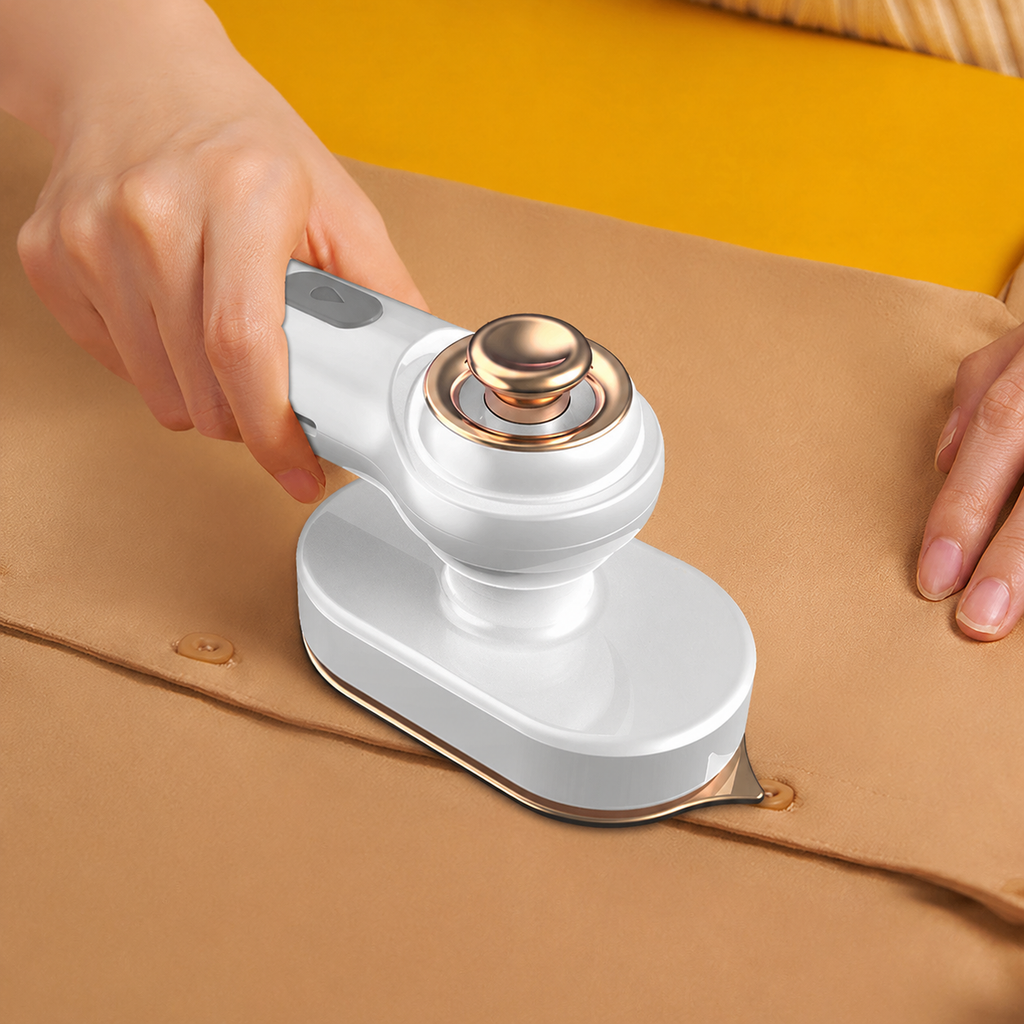 Portable Mini Steam Iron for Clothes Foldable Handheld Electric Ironer Wet Dry Garment Steamer Ironing Machine Travel Home Appli