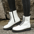 Comfortable boots with laces and a zipper