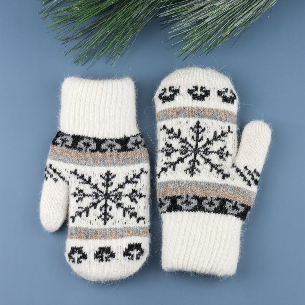 Nordic Snowflake Mittens
