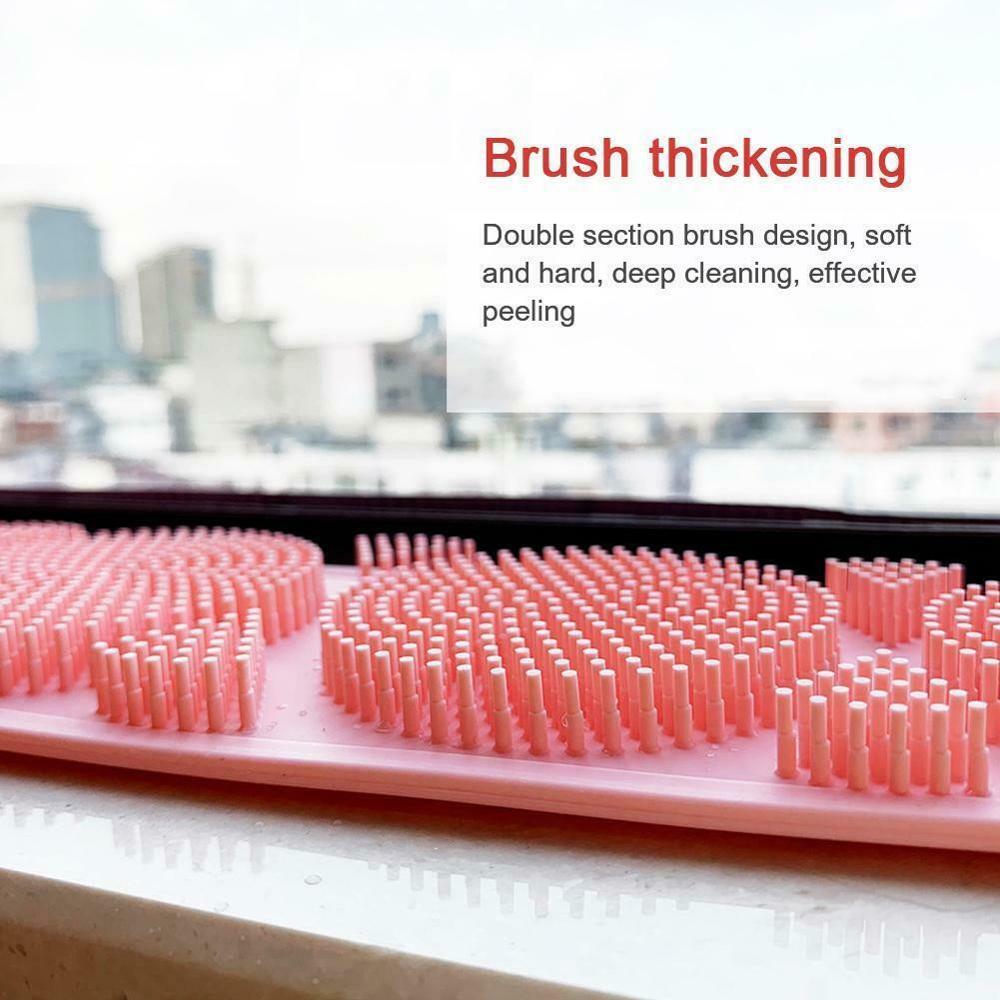 Long silicone bath brush