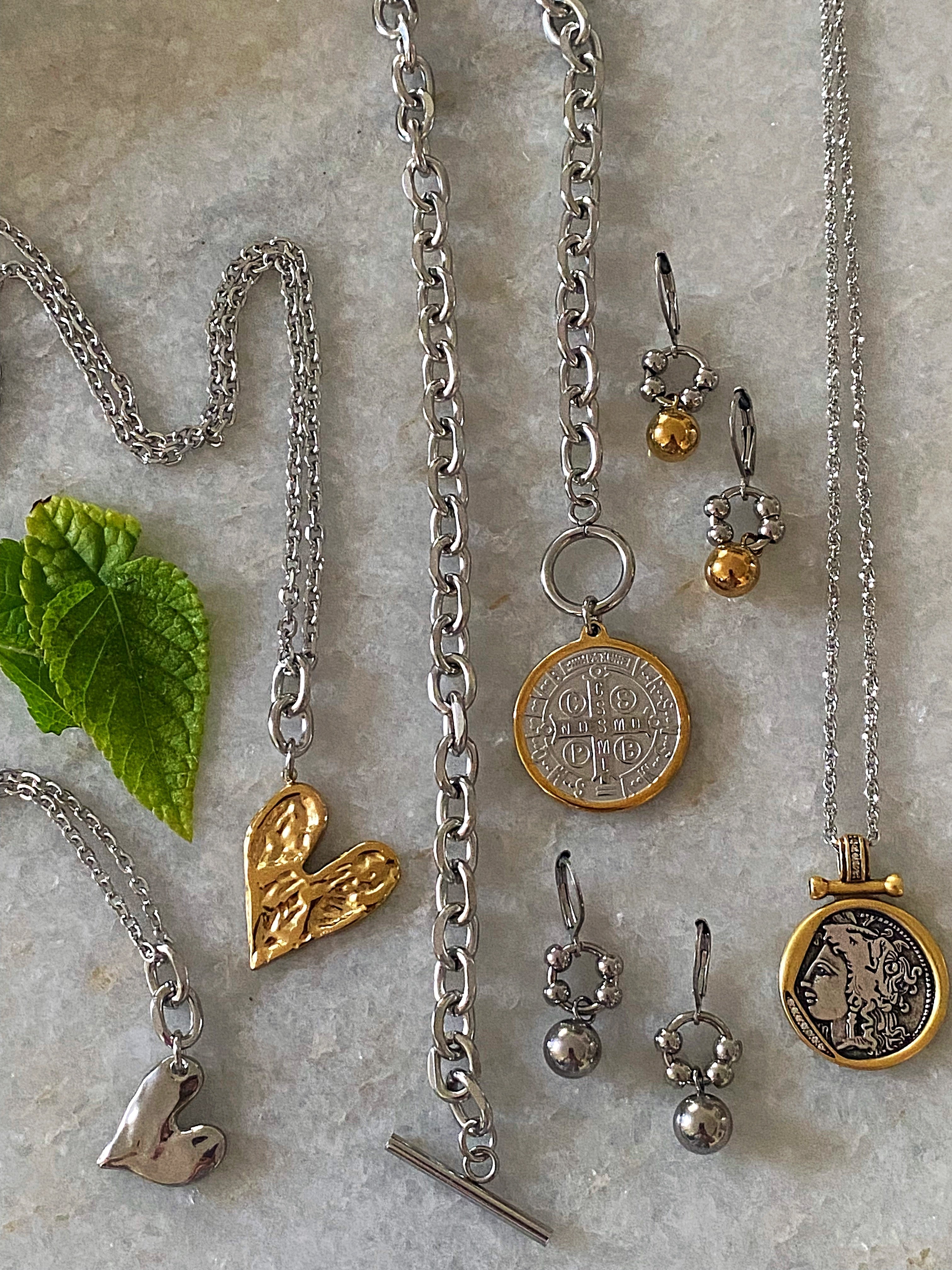 REBEL HEART NECKLACE