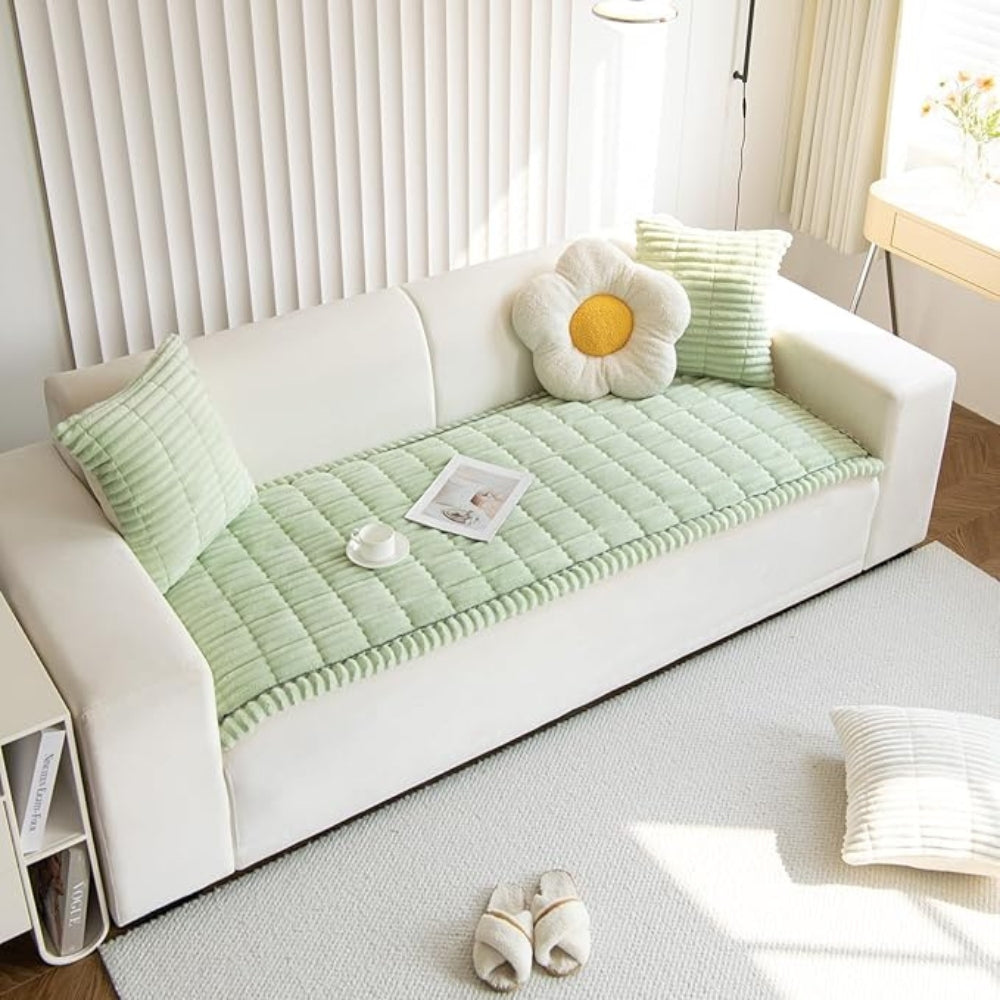 Pleated Edge Textured Sofa Cover