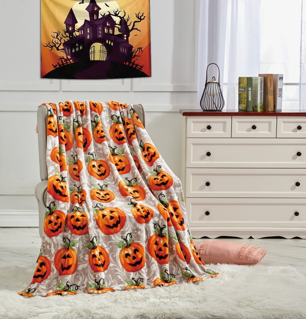 Soft Fleece Throw Blanket 50x60 – Lightweight Cozy Bed Couch Sofa Blanket for All Seasons
