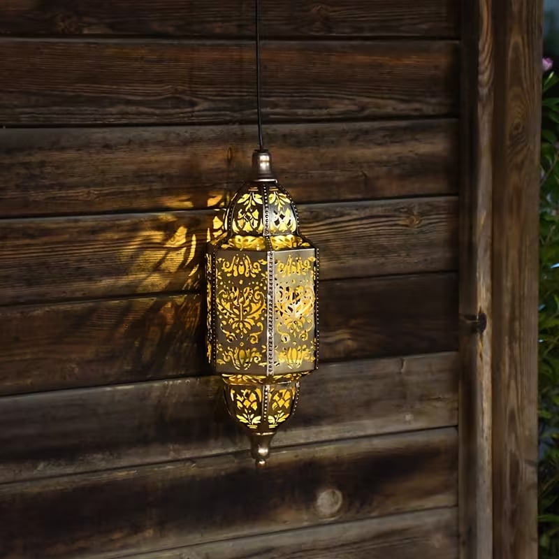 Baroque Style Solar Garden Lantern – Vintage Outdoor Light for Patio, Yard and Pathway Decor