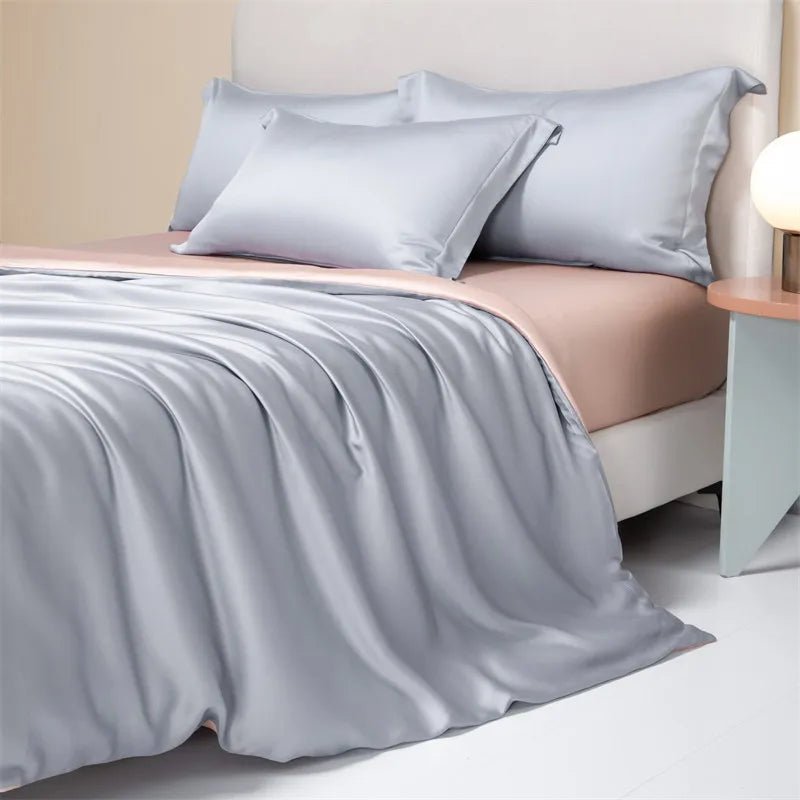 BAMBOOLUXE - Cooling Bed Cover Made from High-Quality Bamboo Fiber for Elegant Sleep Comfort