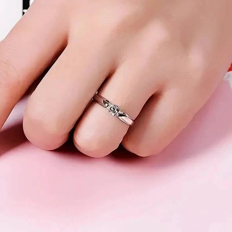 Classic 4-prong Set Round Zirconia Ring For Women