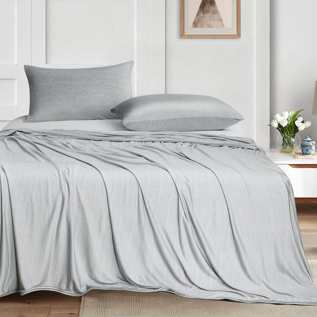 Lightweight Cooling Blanket for Warm Nights