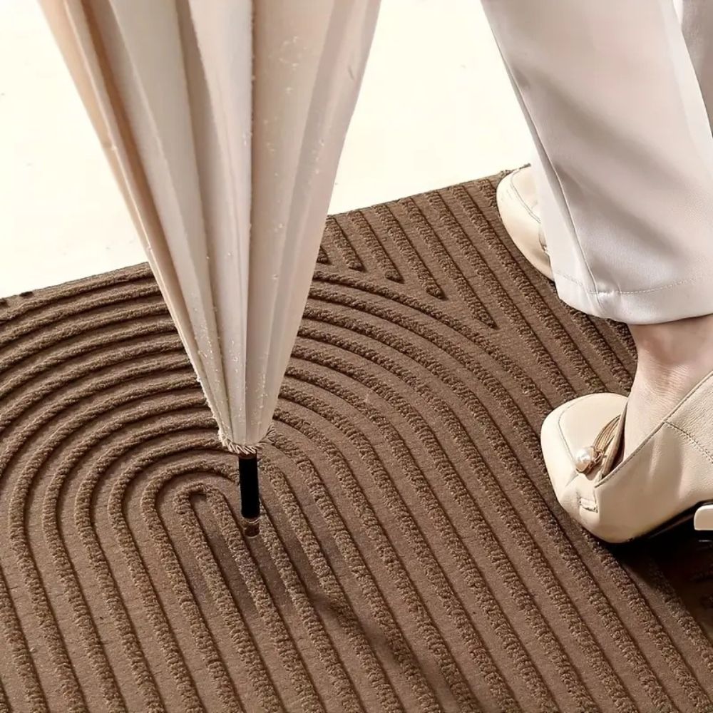 Striped Curve Entryway Mat