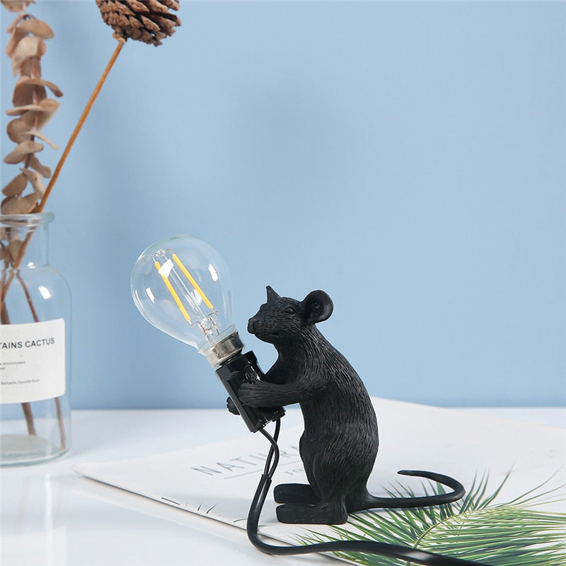 Cute Mouse Table Lamp - Unique Decorative Lighting for Any Space