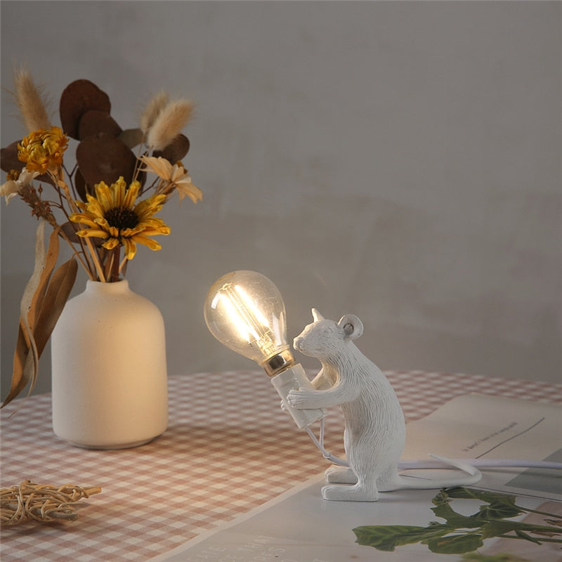 Cute Mouse Table Lamp - Unique Decorative Lighting for Any Space