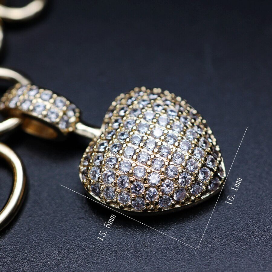 Elegant Heart-Shaped Zirconia Necklace - Stylish