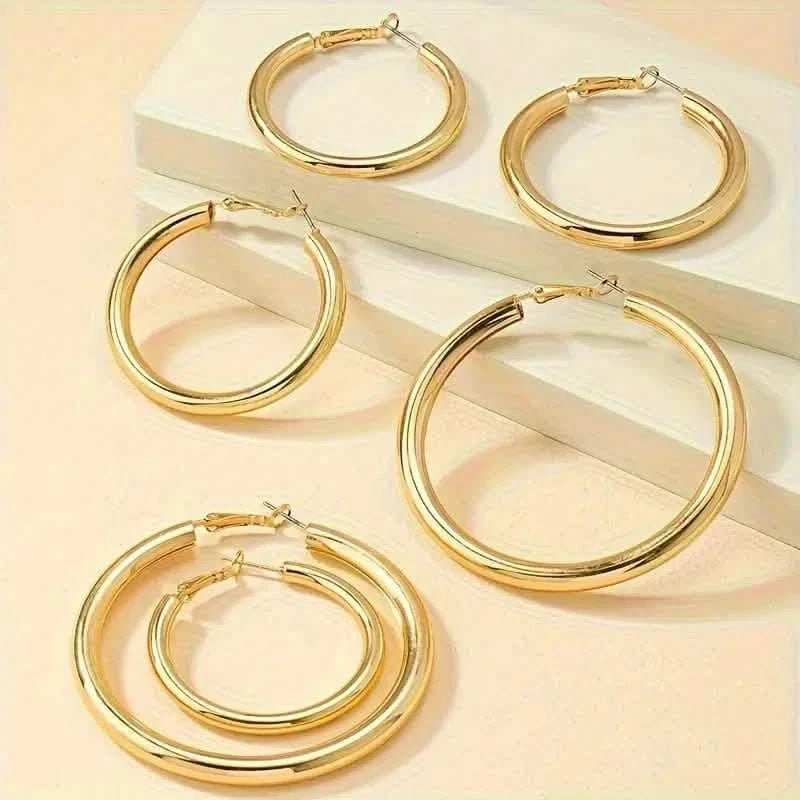 Elegant, Trendy and Shiny Gold Hoop Earrings