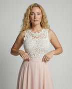 Niki | Elegant Lace Maxi Dress
