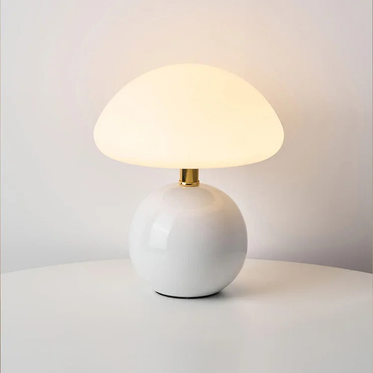 French Style and Natural Beauty of the Mushroom in the Lamp