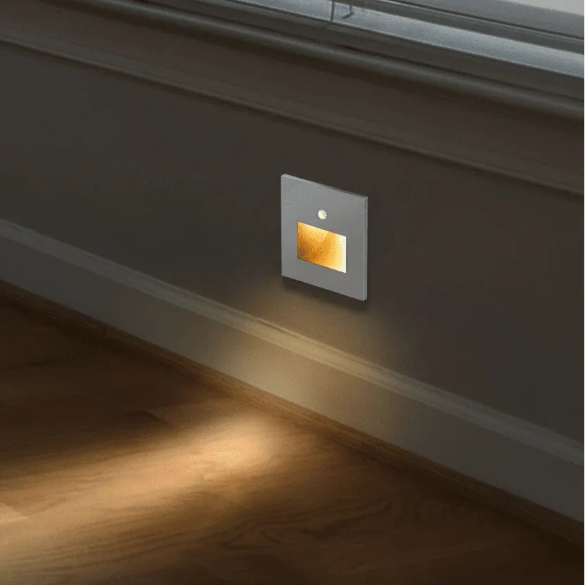 GLOWPATH – LED step light with motion detection for gentle ambient lighting