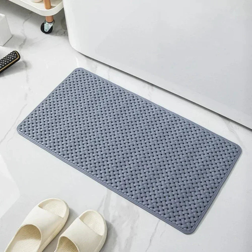 Secure grip bathtub mat: non-slip and washable