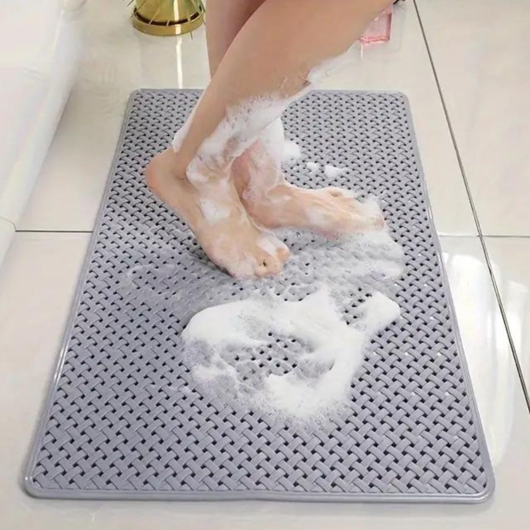 Secure grip bathtub mat: non-slip and washable