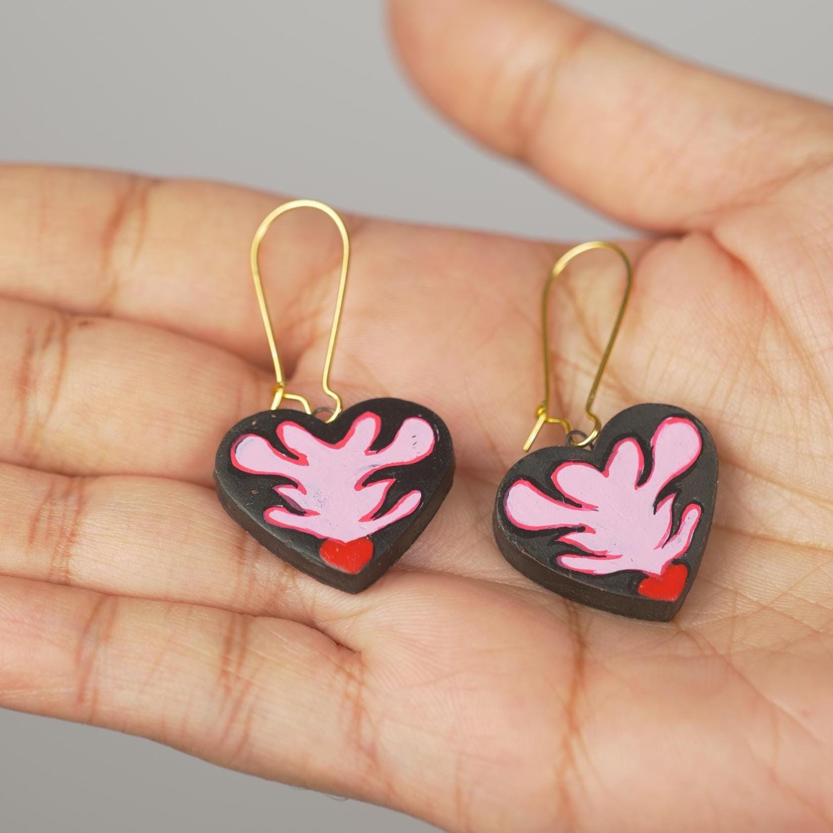 Crimson Pulse: Hand-Painted Terracotta Heart Jewelry Set