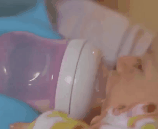 Hands-Free Baby Bottle Hodler