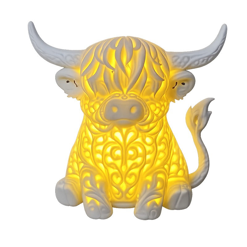 Highland Cow Table Lamp with Warm Glow
