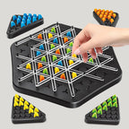 Kettendreieck: Strategic Triangle Game for 2-4 Players