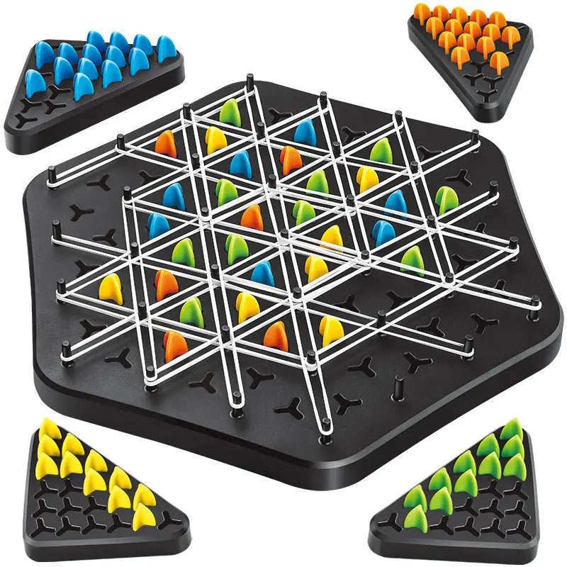 Kettendreieck: Strategic Triangle Game for 2-4 Players