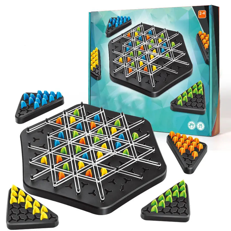 Kettendreieck: Strategic Triangle Game for 2-4 Players