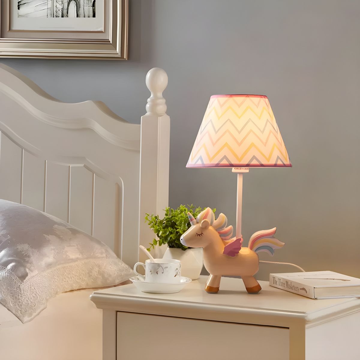 Kids' Room Resin Unicorn Table Lamp