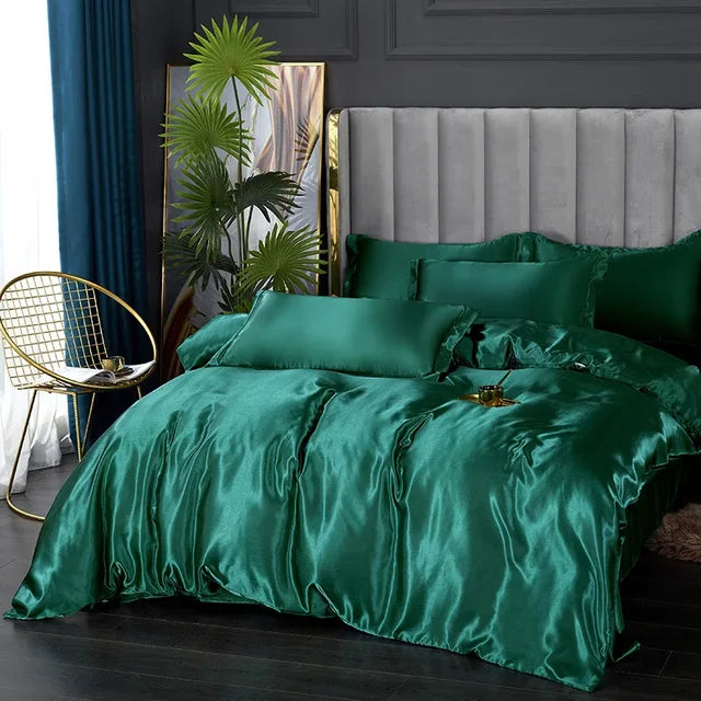 Silk Satin Bedding Set - Opulent Comfort