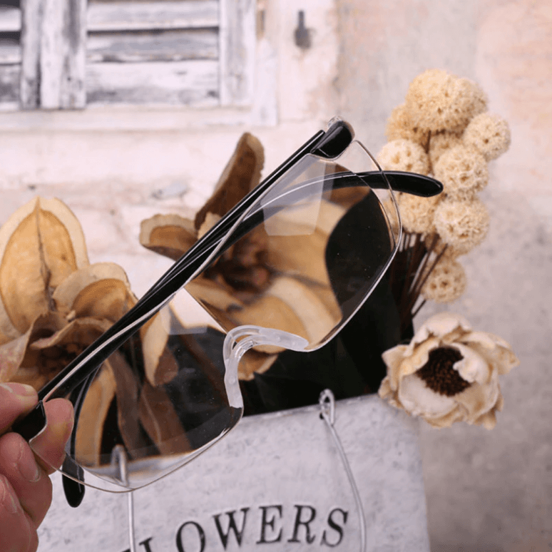 Magnifying Glasses | Degree Vision