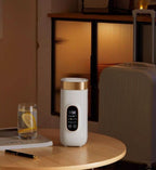 Minimalist Comfort for Hot Drinks on the Go