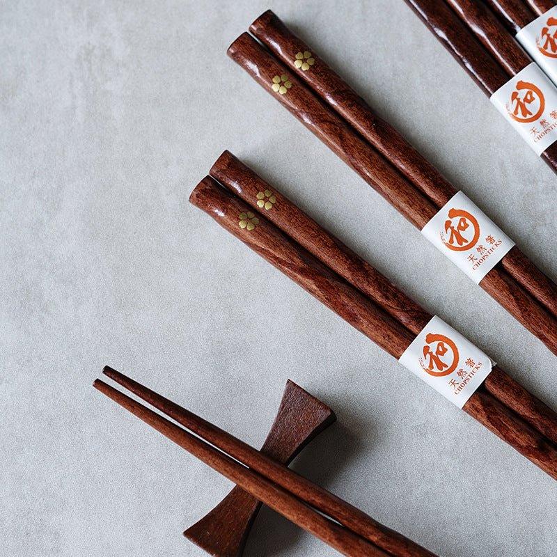 Miyabi | Golden Sakura Wooden Chopstick Set | Niki
