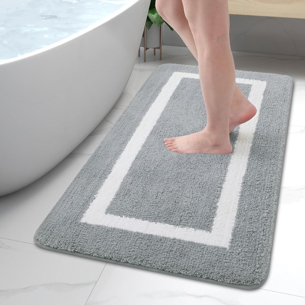 Contoured Edge Bath Mat with Non-Slip Base