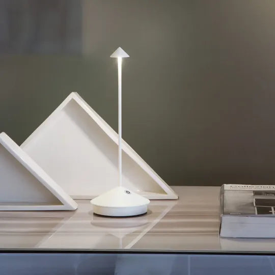 Niki | Dimmable Wireless LED Table Lamp