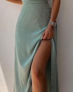 Niki | Glamorous V-Neck Maxi Dress