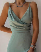 Niki | Glamorous V-Neck Maxi Dress