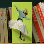 Niki | Flying Skirt Tissue Box